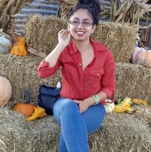 Meet your Posher, Dayanna